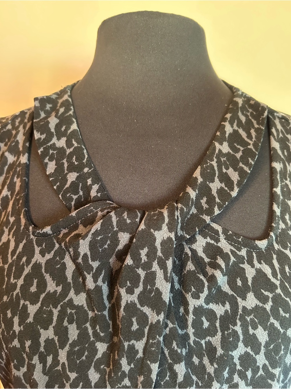 41 Hawthorn Black and Gray Leopard Print Blouse